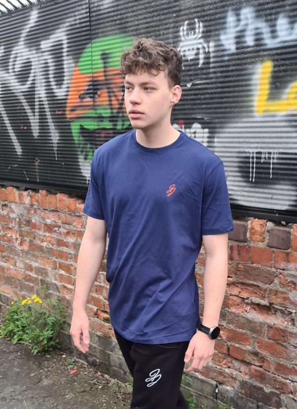 "CLASSIC" T-Shirt